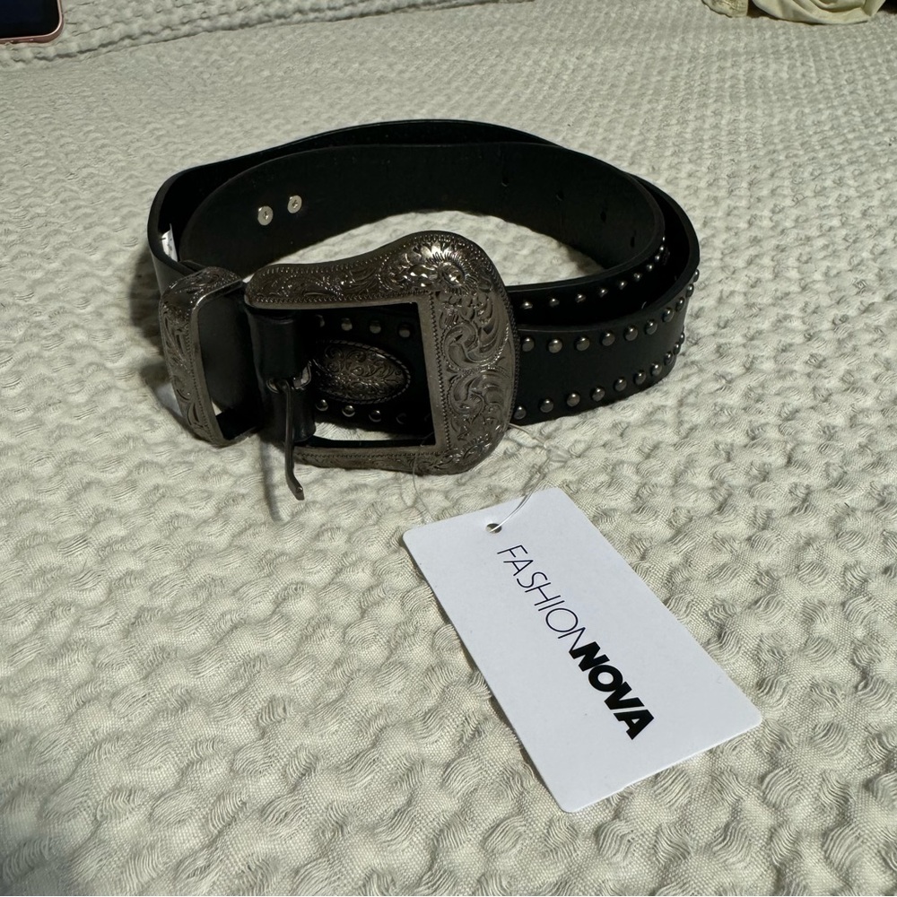 Fashion Nova Western Belt with Silver Buckle